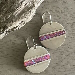 NWOT Southwestern Sterling Silver with Iridescent Pink Peruvian Opal Earrings